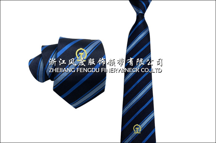 2015式铁路制服 51暗网
